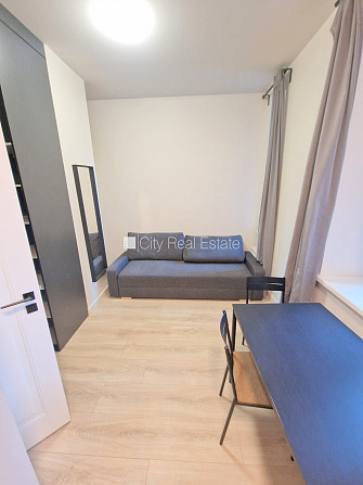 Фасадный дом, реновированный дом, закрытый двор, вход с улицы, лифт, лестничная Рига - изображение 7