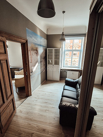 Фасадный дом, реновированный дом, благоустроенная озеленённая территория, Рига - изображение 15