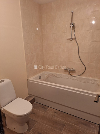 Новостройка, фасадный дом, закрытый двор, возможность аренды парковки, вход с Рига - изображение 20