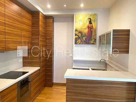 Проект - Centra Nams (Центра Намс), новостройка, благоустроенный озеленённый двор, Rīga