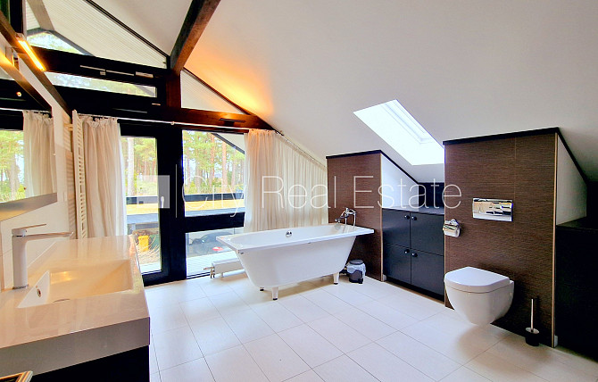 Privātmāja, jaunceltne, labiekārtota apzaļumota teritorija, slēgta teritorija, teritorijas Jūrmala - foto 16