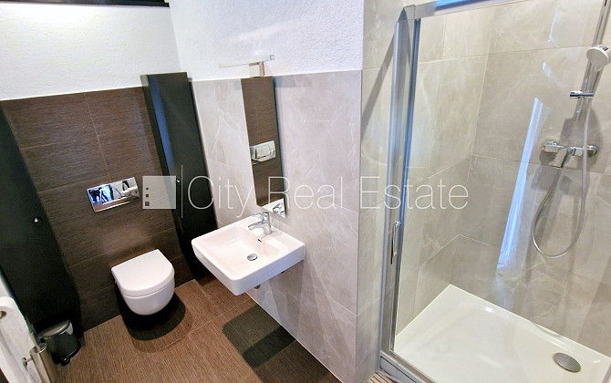 Privātmāja, jaunceltne, labiekārtota apzaļumota teritorija, slēgta teritorija, teritorijas Jūrmala - foto 20