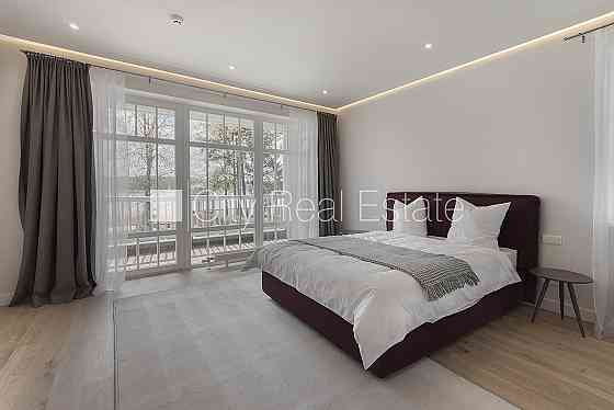 Новостройка, благоустроенная озеленённая территория, закрытый двор, места для Jūrmala