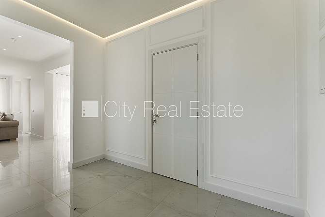 Jaunceltne, labiekārtota apzaļumota teritorija, slēgts pagalms, vieta vairākām automašīnām, Jūrmala - foto 18