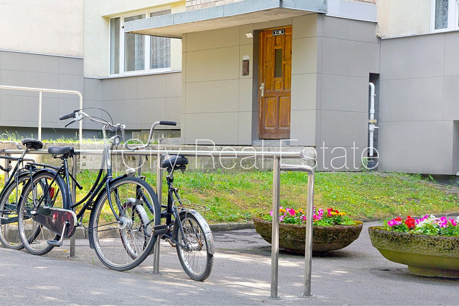 Фасадный дом, реновированный дом, благоустроенная озеленённая территория, вход с Рига - изображение 18