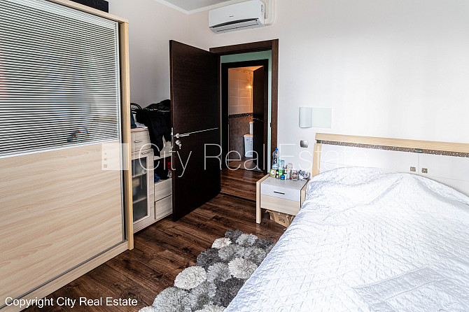 Zeme īpašumā, privātmāja, jaunceltne, renovēta māja, mainīts Jumta segums, labiekārtots Rīga - foto 11