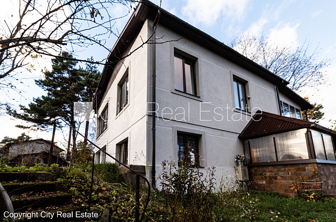 Zeme īpašumā, privātmāja, jaunceltne, renovēta māja, mainīts Jumta segums, labiekārtots Rīga - foto 2