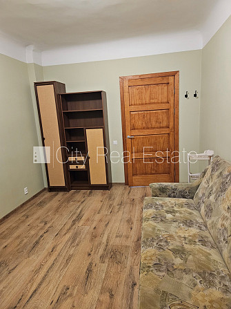 Pagalma ēka, labiekārtota apzaļumota teritorija, bruģēts piebraucamais ceļš, bezmaksas Rīga - foto 4