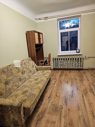 Pagalma ēka, labiekārtota apzaļumota teritorija, bruģēts piebraucamais ceļš, bezmaksas Rīga - foto 3