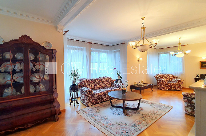 Частный дом, благоустроенный озеленённый двор, гараж на одну машину, две терассы, Юрмала - изображение 3