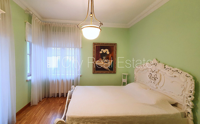 Частный дом, благоустроенный озеленённый двор, гараж на одну машину, две терассы, Юрмала - изображение 8