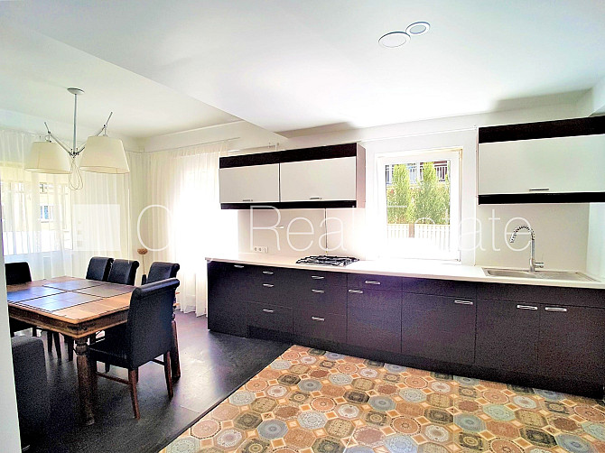 Реновированный дом, благоустроенный озеленённый двор, территория обнесена Юрмала - изображение 7