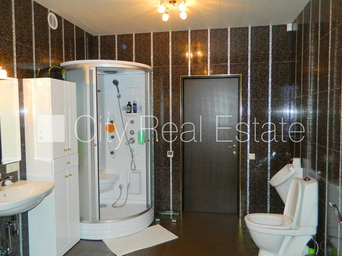 Частный дом, новостройка, благоустроенная озеленённая территория, въездные Рига - изображение 20