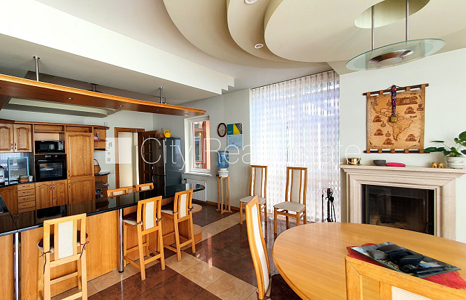 Земля в собственности, частный дом, благоустроенная озеленённая территория 1910 м2, Рига - изображение 11