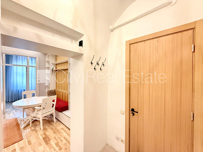 Дом во дворе, реновированный дом, благоустроенная озеленённая территория, Рига - изображение 18