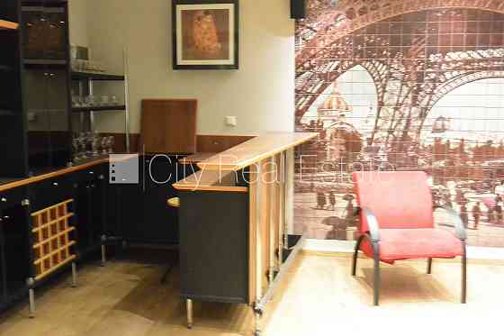 Часть дома, количество квартир в здании 2 шт., зеленая территория, территория Рига