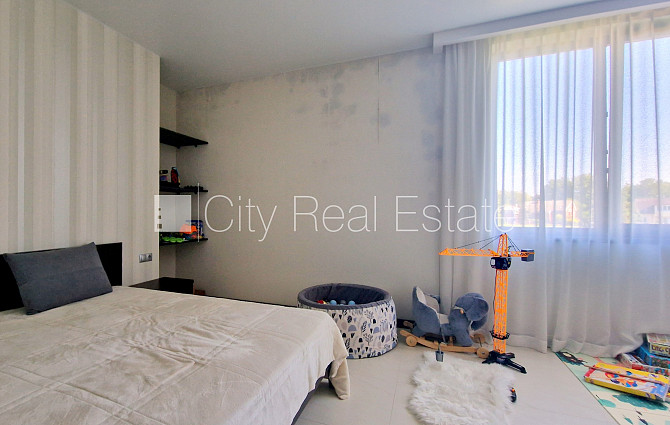 Частный дом, новостройка, благоустроенная озеленённая территория, территория Юрмала - изображение 12