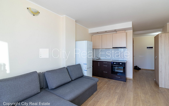 Новостройка, благоустроенная озеленённая территория, подземная стоянка, вход со Рига - изображение 2