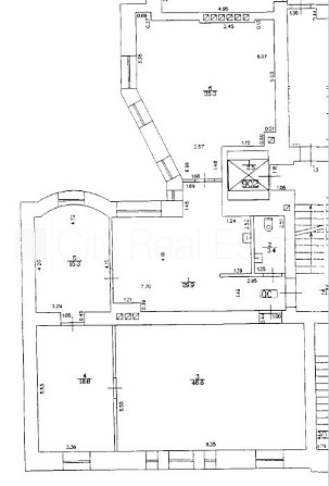 Фасадный дом, вход с улицы, лестничная клетка после косметического ремонта, окна Рига - изображение 20