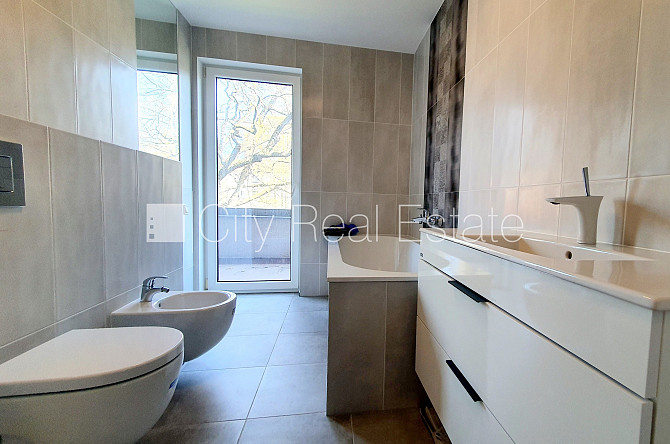 Zeme īpašumā, rindu māja, jaunceltne, dzīvokļu skaits ēkā  4 gab., keramzīta bloku sienas, Rīga - foto 15