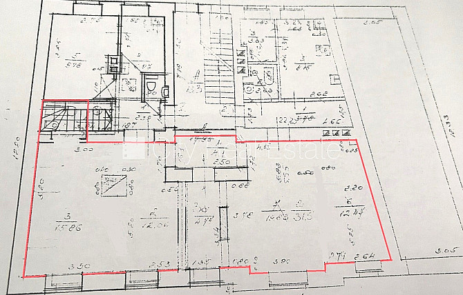 Фасадный дом, вход с улицы, окна выходят на улицу, центральное отопление, Рига - изображение 19