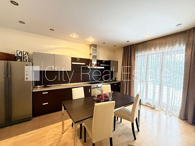 Rindu māja, jaunceltne, labiekārtota apzaļumota teritorija, labiekārtots apzaļumots pagalms, Jūrmala - foto 3