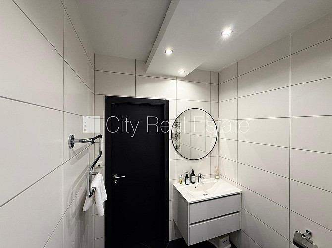 Jaunceltne, labiekārtota apzaļumota teritorija, slēgts pagalms, vieta automašīnai, ieeja no Rīga - foto 16