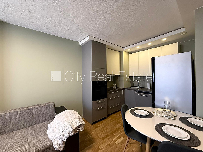 Jaunceltne, labiekārtota apzaļumota teritorija, slēgts pagalms, vieta automašīnai, ieeja no Rīga - foto 5