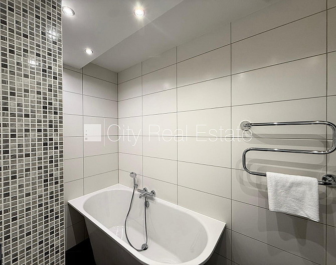 Jaunceltne, labiekārtota apzaļumota teritorija, slēgts pagalms, vieta automašīnai, ieeja no Rīga - foto 15