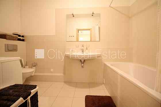 Проект - Centra Nams (Центра Намс), новостройка, закрытая территория, место для машины, Рига