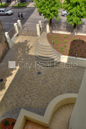 Реновированный дом, количество квартир в здании 5 шт., квартиры не продаются Рига - изображение 4