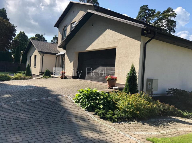 Labiekārtots apzaļumots pagalms, iežogota teritorija, terase, guļamistabu skaits 3 gab., Jūrmala - foto 1