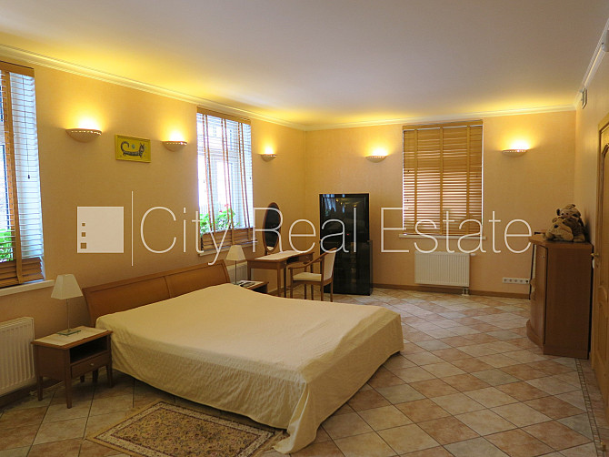 Labiekārtots apzaļumots pagalms, iežogota teritorija, terase, guļamistabu skaits 3 gab., Jūrmala - foto 8