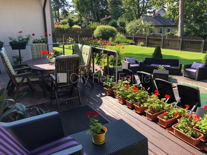 Labiekārtots apzaļumots pagalms, iežogota teritorija, terase, guļamistabu skaits 3 gab., Jūrmala - foto 4