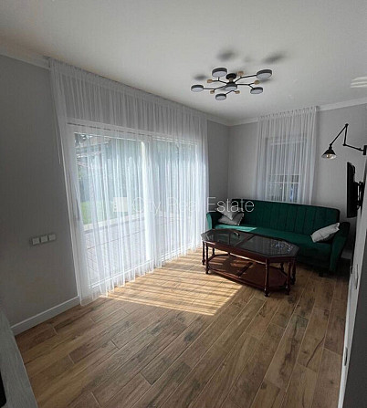 Реновированный дом, благоустроенный озеленённый двор, место для машины, терасса, Юрмала - изображение 10