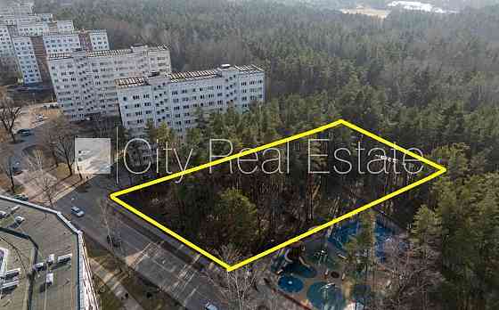Территория соснового парка с разрешённой площадью под строительство, возможна Jūrmala