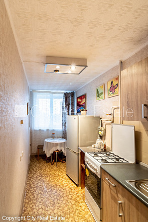 Фасадный дом, благоустроенная озеленённая территория, места для нескольких Рига - изображение 6