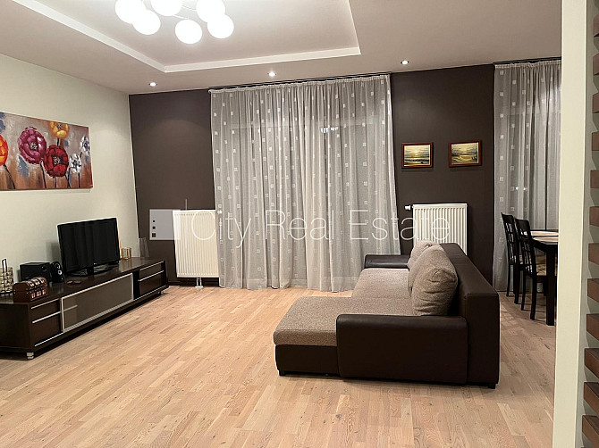 Новостройка, зеленая территория, территория обнесена забором, бесплатная Юрмала - изображение 16