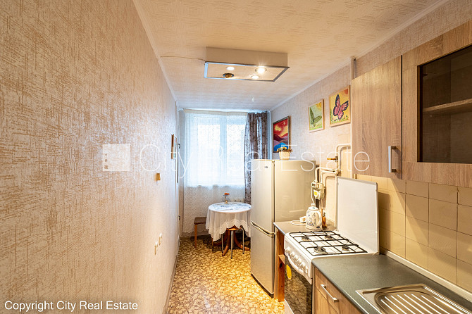 Фасадный дом, благоустроенная озеленённая территория, места для нескольких Рига - изображение 7