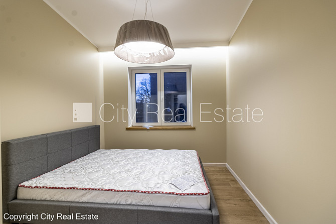 Fasādes māja, labiekārtota apzaļumota teritorija, labiekārtots apzaļumots pagalms, slēgts Rīga - foto 11