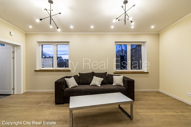 Fasādes māja, labiekārtota apzaļumota teritorija, labiekārtots apzaļumots pagalms, slēgts Rīga - foto 7