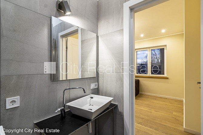 Fasādes māja, labiekārtota apzaļumota teritorija, labiekārtots apzaļumots pagalms, slēgts Rīga - foto 16