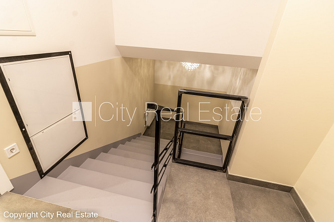 Fasādes māja, labiekārtota apzaļumota teritorija, labiekārtots apzaļumots pagalms, slēgts Rīga - foto 17