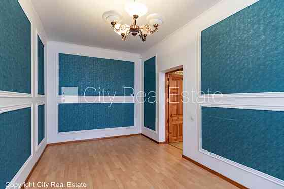 Проект - Krišjāņa Valdemāra 39 (Кришьяня Валдемара 39), здание во дворе, место для машины, Рига