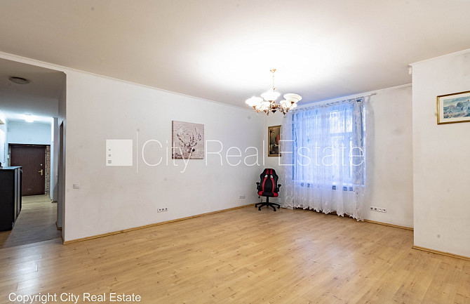 Проект - Krišjāņa Valdemāra 39 (Кришьяня Валдемара 39), здание во дворе, место для машины, Рига - изображение 4