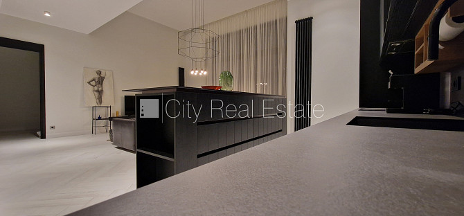 Новостройка, фасадный дом, зеленая территория, благоустроенная озеленённая Юрмала - изображение 17