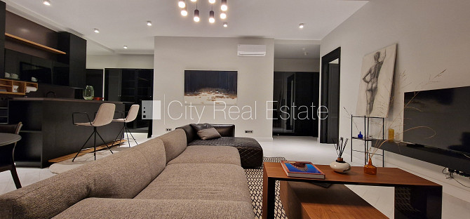 Новостройка, фасадный дом, зеленая территория, благоустроенная озеленённая Юрмала - изображение 12