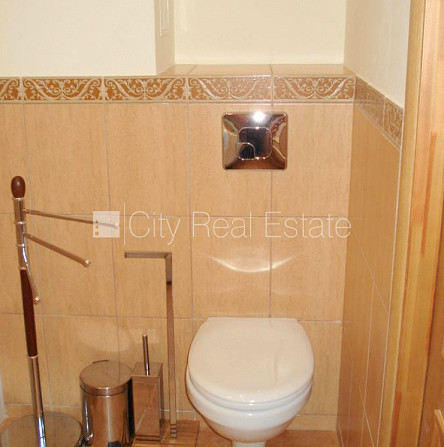 Земля в собственности, таунхаус, новостройка, благоустроенная озеленённая Юрмала - изображение 17