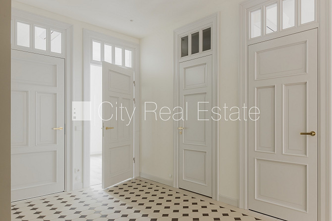 Фасадный дом, реновированный дом, установлены солнечные панели , благоустроенный Рига - изображение 10