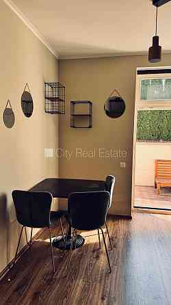 Частный дом, благоустроенная озеленённая территория, закрытый двор, одна Рига